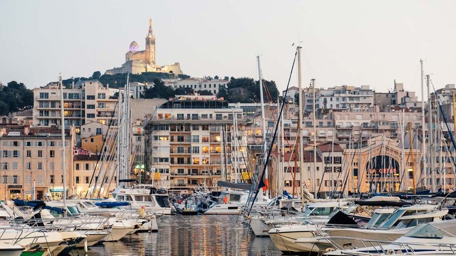 Des adolescents soignés par l’école au cœur du Mucem à Marseille