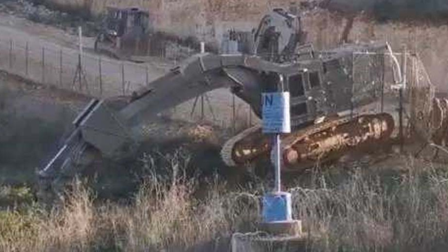 Des blindés israéliens dépassent la barrière technique au Liban-Sud