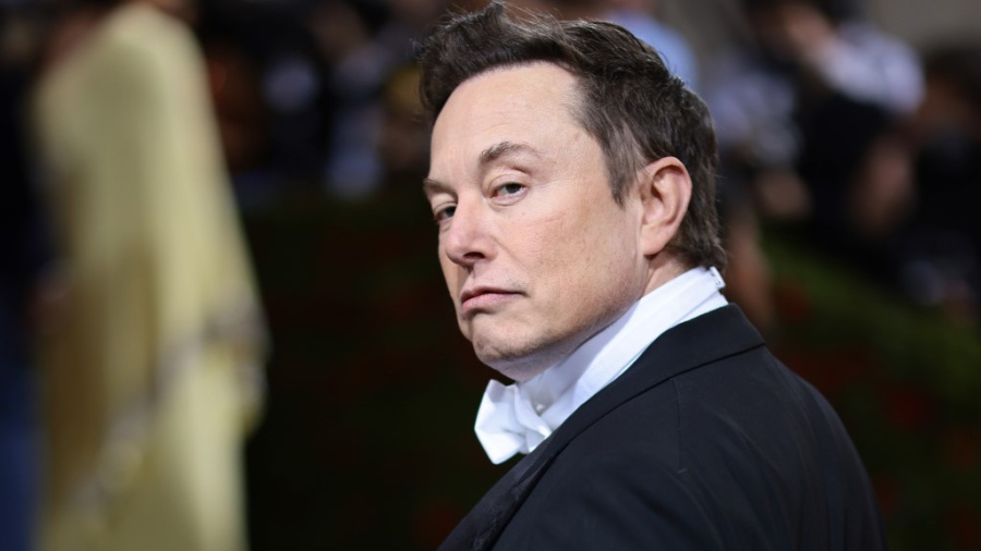 Rachat de Twitter: le fantasque milliardaire sème le doute