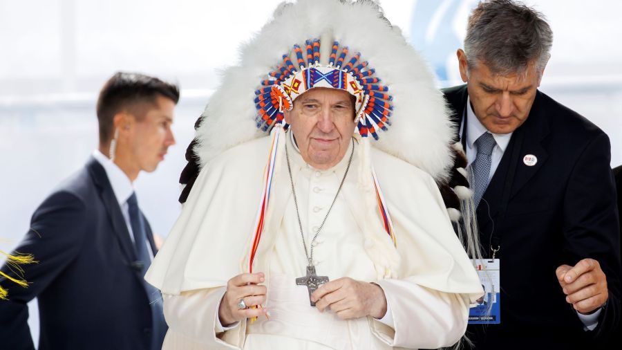 Canada: le pape demande pardon aux autochtones