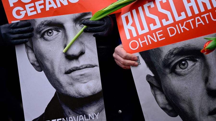 Mort de Navalny : l'Occident pointe la responsabilité de Moscou