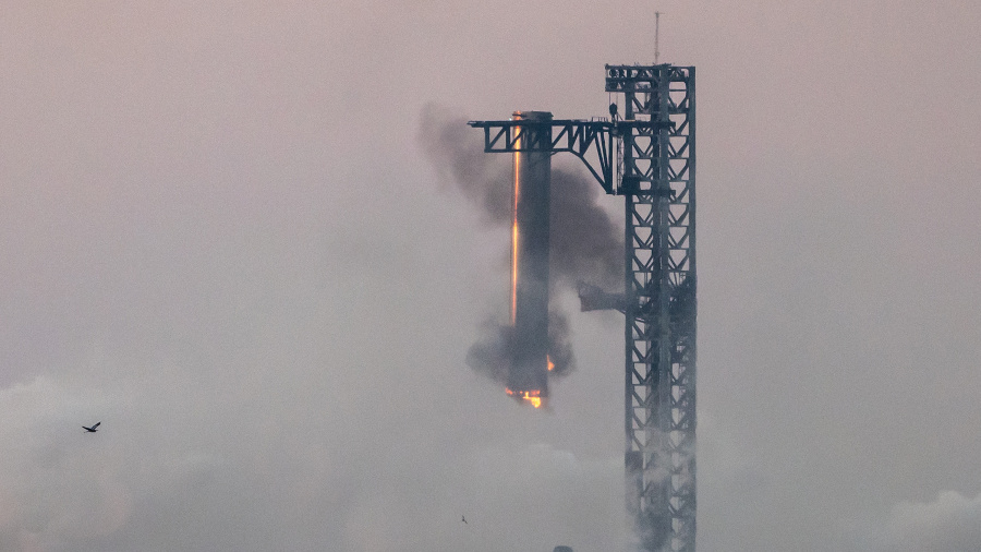 SpaceX réussit à rattraper une partie de sa mégafusée Starship