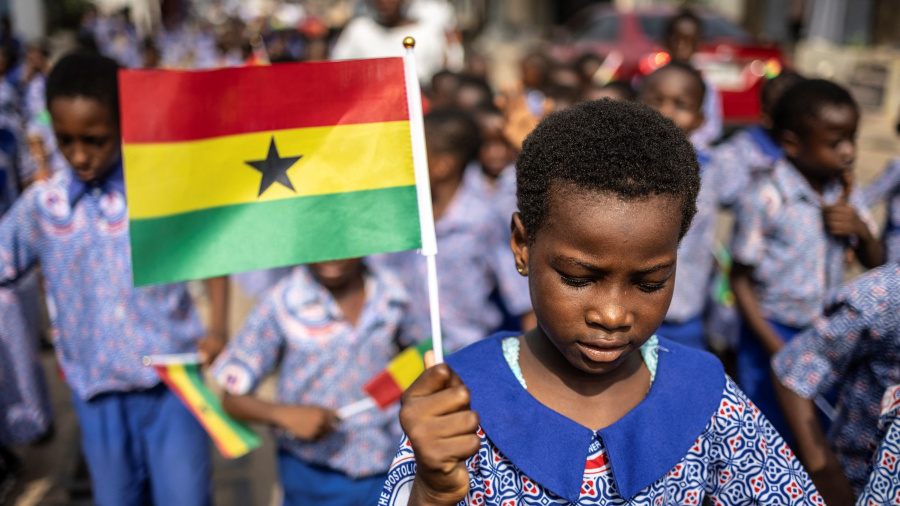 Ghana: les ministres de la Défense et de l'Environnement tués dans un accident d'hélicoptère
