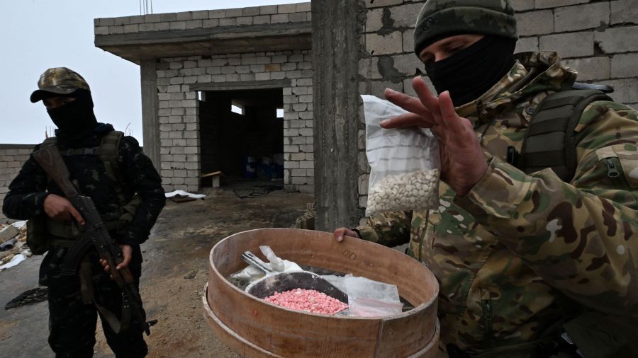 À la frontière libano-syrienne, les nouvelles autorités traquent les trafiquants liés au Hezbollah