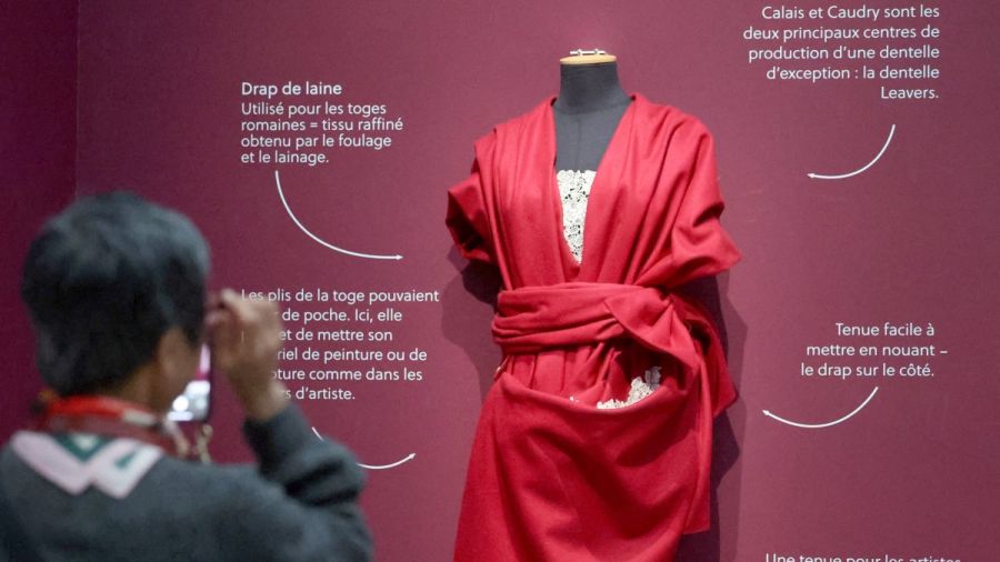 Quand la mode défile entre les murs des musées de Paris