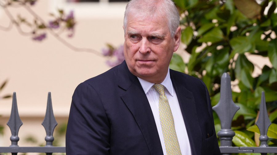 Le prince Andrew à nouveau dans la tourmente avec les mémoires de Virginia Giuffre