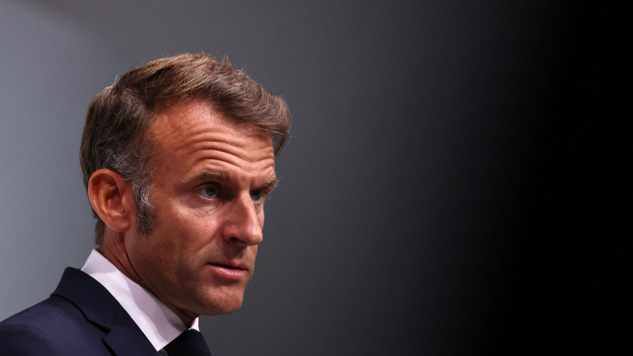 France: Macron convie les forces politiques avant de désigner son prochain Premier ministre