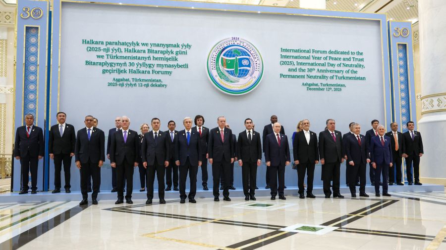Poutine, Erdogan et Pezeshkian au Turkménistan, un des pays les plus secrets du monde