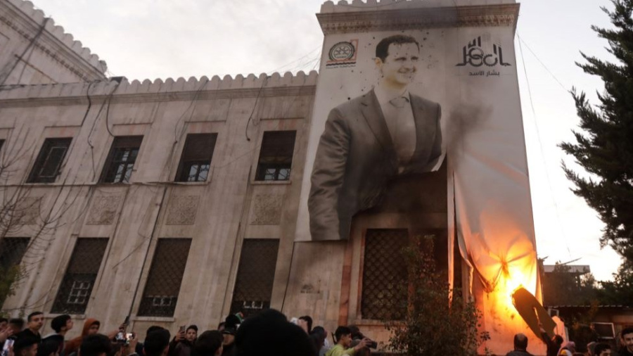 Les réactions libanaises à la chute du régime syrien