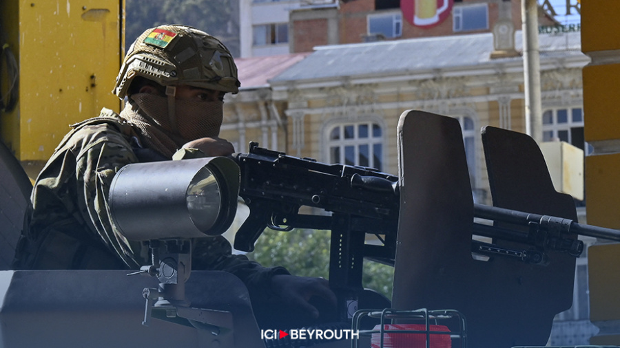 Bolivie: des militaires et des blindés devant la présidence