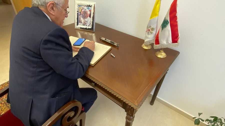 Sleiman présente ses condoléances à Bkerké
