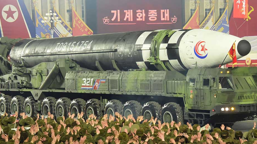 La Corée du Nord exhibe sa puissance nucléaire