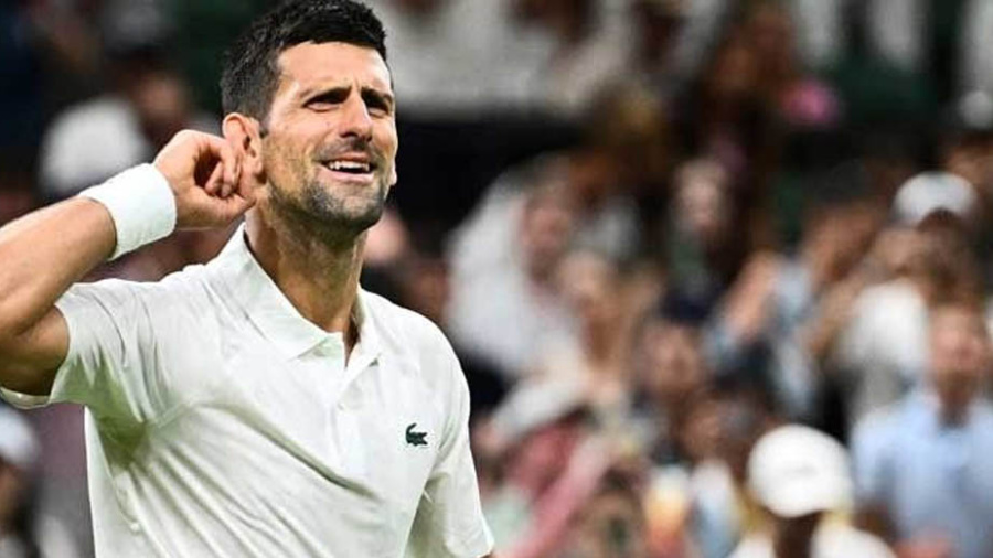 Wimbledon: Sabalenka se fait très peur, Djokovic évite le couvre-feu