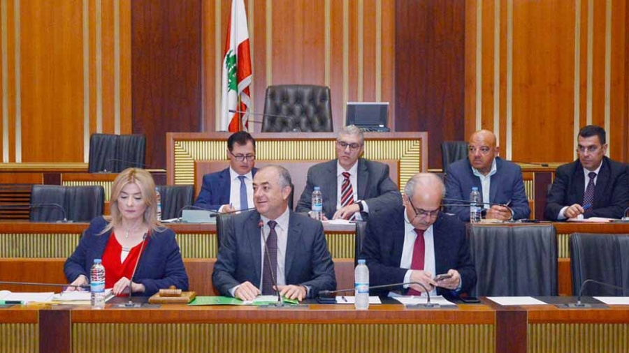 Approbation en commissions de l’émission de billets de plus de 100.000 LL