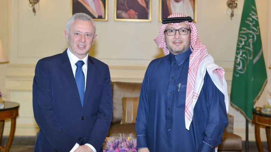 Sleiman Frangié reçu par Walid Boukhari
