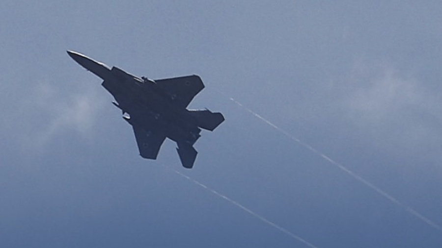 Israël effectue 120 frappes aériennes au Liban, causant de lourdes pertes