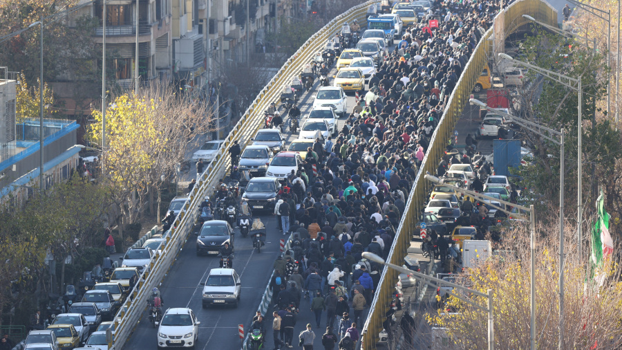 Le peuple iranien crie sa faim