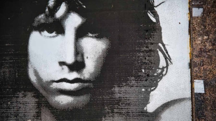 Le buste volé de Jim Morrison enfin retrouvé