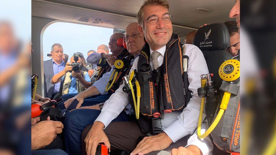 Berry et Mikati à bord du Transocean Barents