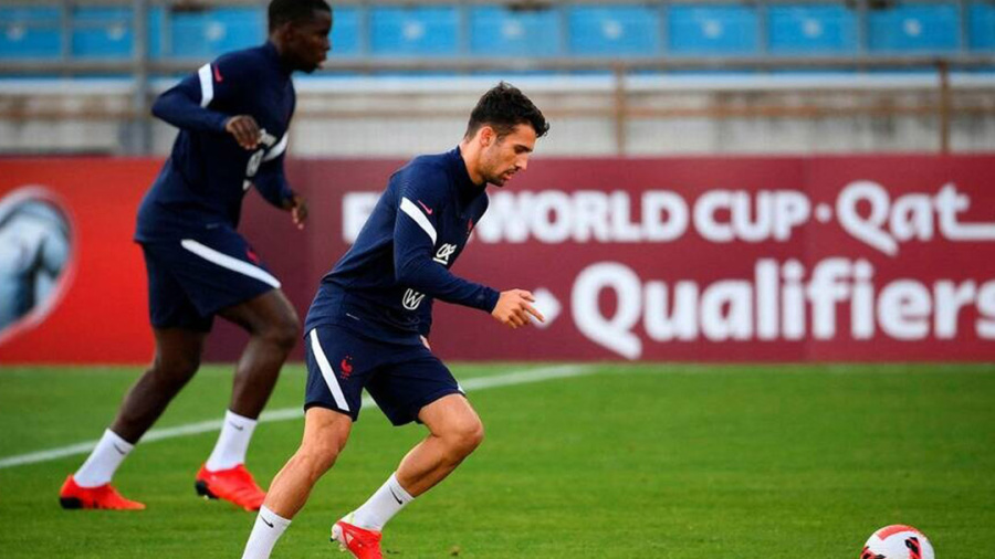 Léo Dubois rejoint Galatasaray