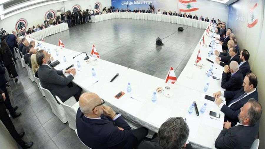 Meerab prend le contrepied de la guerre