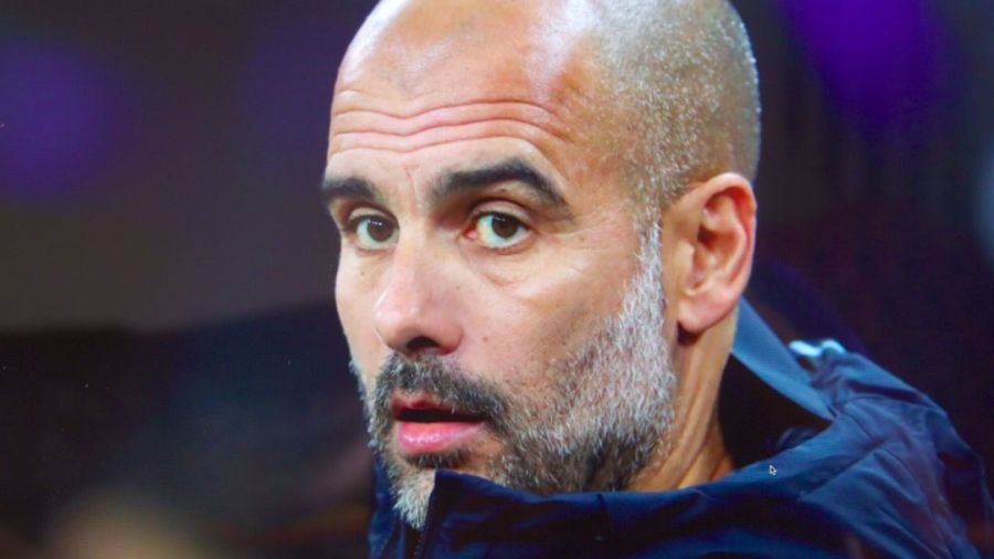 Football: l'entraîneur de Manchester City, Pep Guardiola, testé positif
