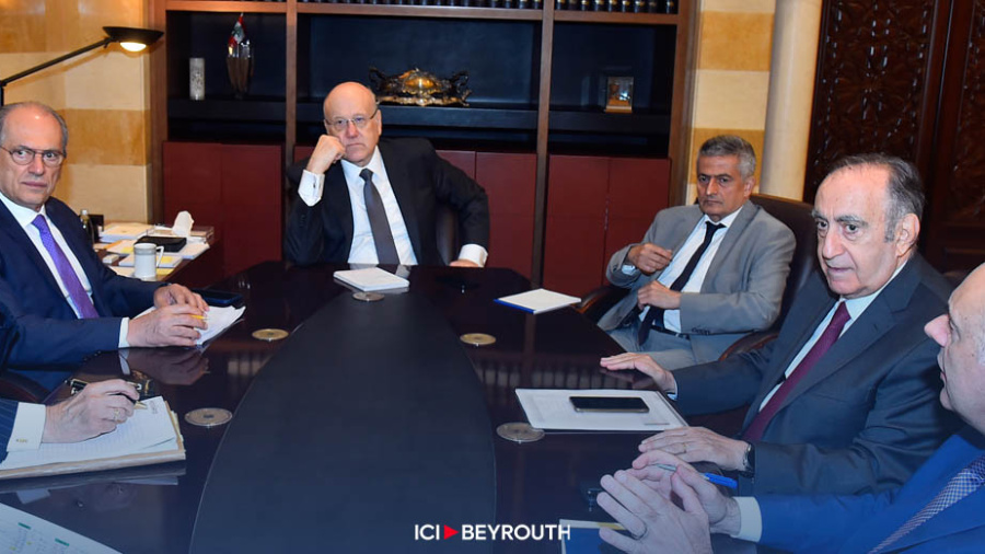 Budget 2023: discussions au Sérail