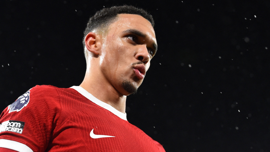 Alexander-Arnold (Liverpool) indisponible \