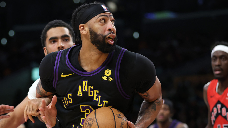 NBA: les Lakers de Davis s'en sortent face à Toronto