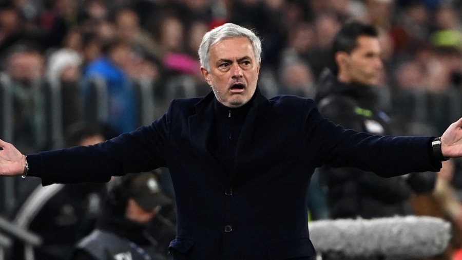 Foot: l'AS Rome limoge son entraîneur José Mourinho