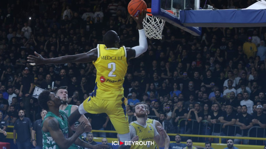 Basket: le Riyadi donne le ton