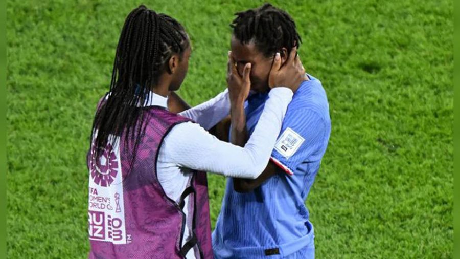 Mondial: les Bleues s'effondrent encore en quarts